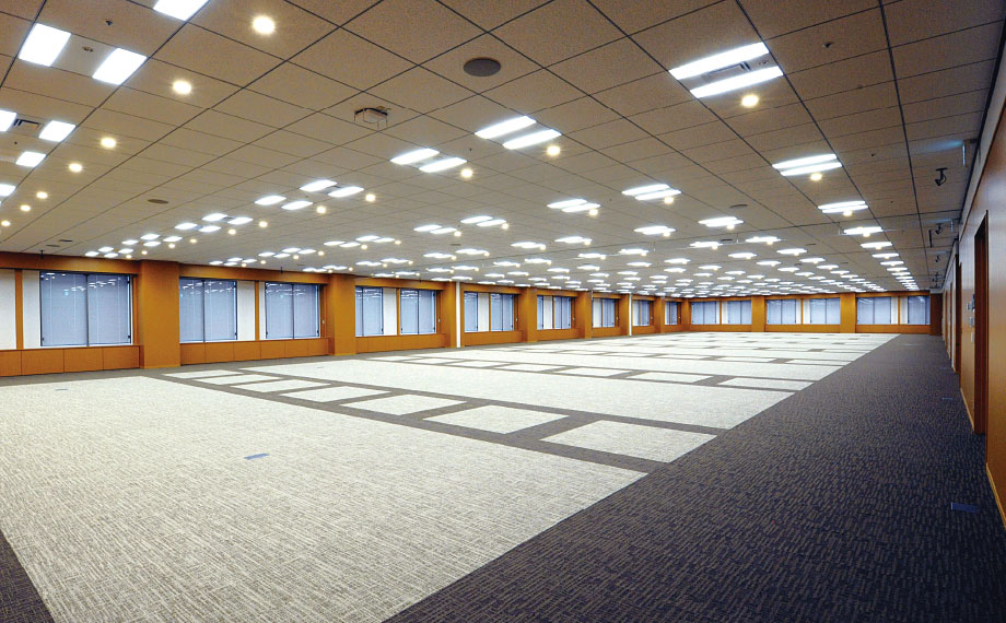 20F WEST GOLD 20 HALL
